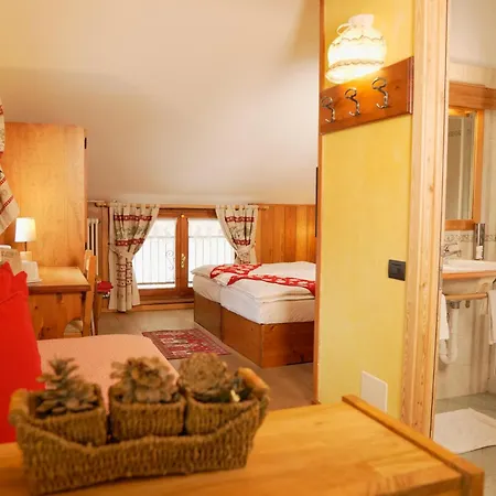 Alpenrose Ski&bike Mountain Otel 3*