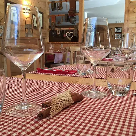 Alpenrose Ski&bike Mountain ホテル グレッソネイ・サイント・ジェアン