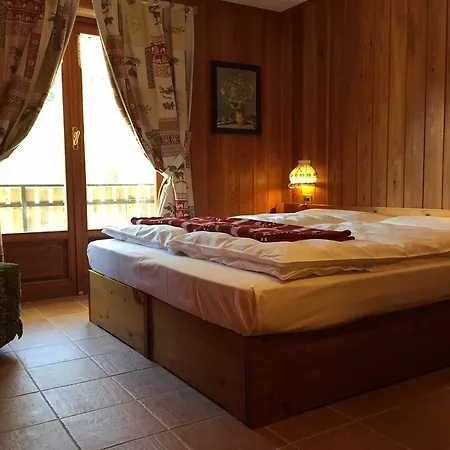 Alpenrose Ski&bike Mountain 3* グレッソネイ・サイント・ジェアン