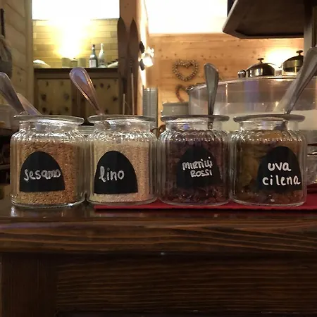 Alpenrose Ski&bike Mountain 3* グレッソネイ・サイント・ジェアン